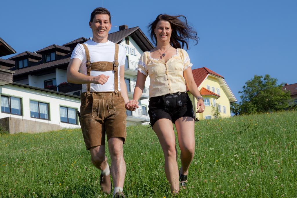 Urlaubshotel Binder Büchlberg Екстериор снимка