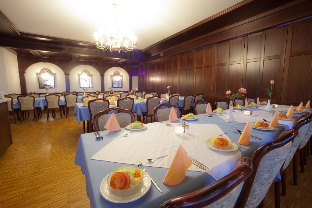 Urlaubshotel Binder Büchlberg Екстериор снимка