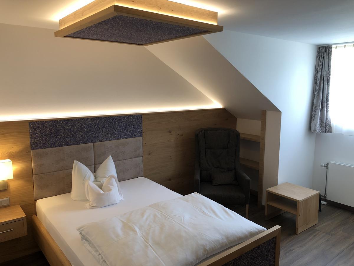 Urlaubshotel Binder Büchlberg Екстериор снимка