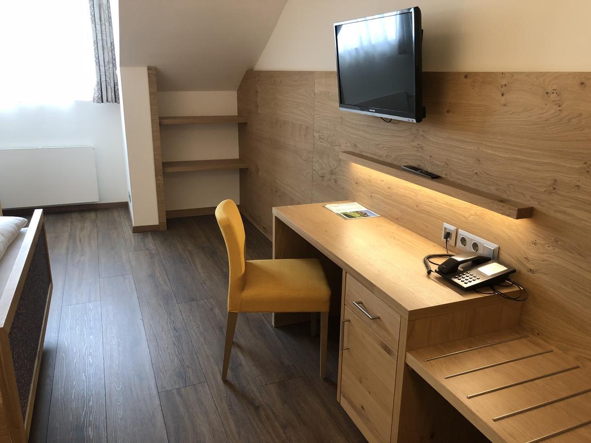 Urlaubshotel Binder Büchlberg Екстериор снимка