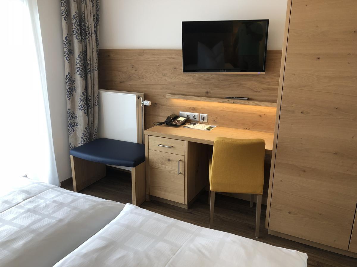 Urlaubshotel Binder Büchlberg Екстериор снимка
